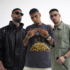 Arta, Arash Saretan, Pishro