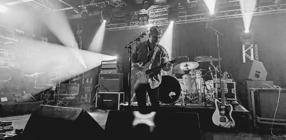 SAM ofFENDER - WATCHING PEOPLE TOUR